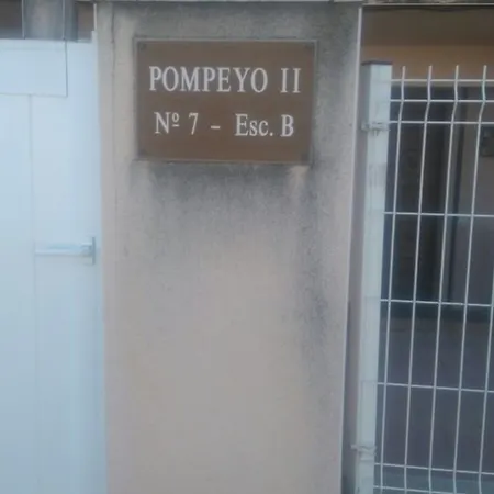 Hotel Apartamento Pompeyo Ii 3*